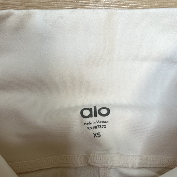 ALO High-Waist Moto Legging WHITE SIZE XS NEW. 0658 - Picture 6 of 7